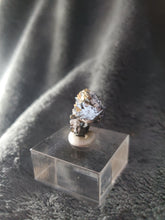 Charger l'image dans la galerie, Rutile sur Hématite du Brésil pierre de collection