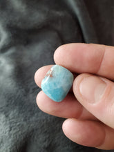 Charger l'image dans la galerie, Larimar de République Dominicaine cabochon