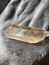 Charger l'image dans la galerie, Quartz Fumé Rutile du Brésil pierre de collection