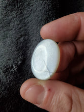 Charger l'image dans la galerie, Pierre de Lune d'Inde cabochon