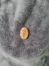 Charger l'image dans la galerie, Pierre de Soleil de Tanzanie cabochon