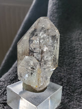 Charger l'image dans la galerie, Quartz enhydro pierre de collection