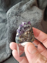 Charger l'image dans la galerie, Fluorite violette de Namibie pierre de collection