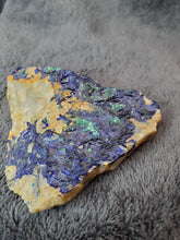 Charger l'image dans la galerie, Azurite et Malachite de Cap Garonne France pierre de collection