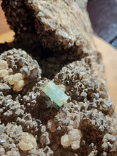 Charger l'image dans la galerie, Aigue Marine (Pakistan) pierre de collection