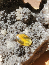 Charger l'image dans la galerie, Cabochon Ambre