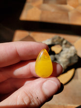 Charger l'image dans la galerie, Cabochon Ambre
