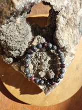 Charger l'image dans la galerie, Bracelet Grenat et Pierre de Lave 8 mms