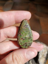 Charger l'image dans la galerie, Cabochon Jaspe sang de dragon