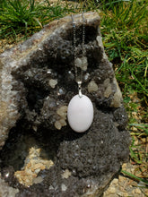 Charger l'image dans la galerie, Collier Manganocalcite