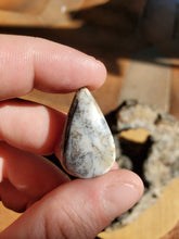 Charger l'image dans la galerie, Cabochon Merlinite