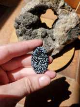 Charger l'image dans la galerie, Cabochon Obsidienne Neige