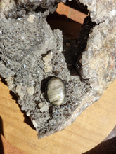 Charger l'image dans la galerie, Cabochon Obsidienne dorée