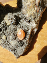 Charger l'image dans la galerie, Cabochon Pierre de soleil