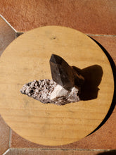 Charger l'image dans la galerie, Quartz fumé et Feldspath (Madagascar) pierre de collection