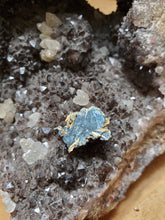 Charger l'image dans la galerie, Rutile sur Hématite (Brésil) pierre de collection