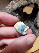 Charger l'image dans la galerie, Rutile sur Hématite (Brésil) pierre de collection