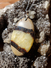 Charger l'image dans la galerie, Collier Septaria