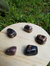 Charger l'image dans la galerie, Rhodonite pierres roulées