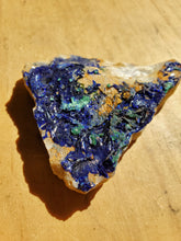 Charger l'image dans la galerie, Azurite (Cap Garonne, France) pierre de collection