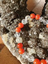 Charger l'image dans la galerie, Bracelet Cristal de Roche et Cornaline 8 mms