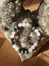 Charger l'image dans la galerie, Bracelet Pierre de Lave et Quartz Rose 8 mms