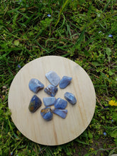Charger l'image dans la galerie, Calcédoine bleue pierres roulées