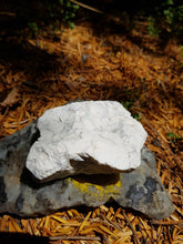 Charger l'image dans la galerie, Howlite pierre brute