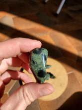 Charger l'image dans la galerie, Jaspe Kambaba pierres roulées