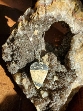 Charger l'image dans la galerie, Collier Jaspe Picasso