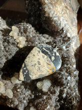 Charger l'image dans la galerie, Collier Jaspe Picasso