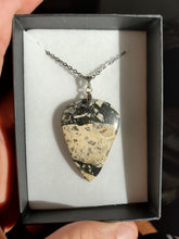 Charger l'image dans la galerie, Collier Jaspe Picasso