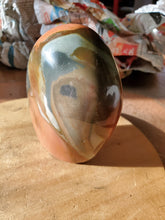 Charger l'image dans la galerie, Jaspe Polychrome freeform (Madagascar) pierre de collection