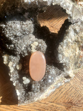 Charger l'image dans la galerie, Cabochon Pierre de Lune Orange
