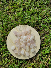 Charger l'image dans la galerie, Quartz Rose pierres roulées