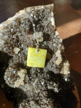 Charger l'image dans la galerie, Collier Serpentine