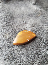 Charger l'image dans la galerie, Opale boulder Australienne cabochon
