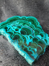 Charger l'image dans la galerie, Chrysocolle Malachite du Congo pierre de collection

