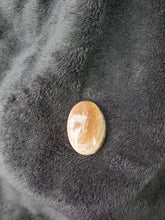 Charger l'image dans la galerie, Pierre de Soleil de Tanzanie cabochon
