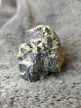 Charger l'image dans la galerie, Galène de Madan Bulgarie pierre de collection
