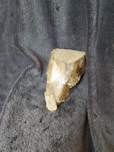 Charger l'image dans la galerie, Baryte d'Olloix France pierre de collection
