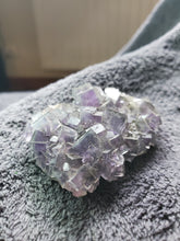 Charger l'image dans la galerie, Fluorite violette de Chine pierre de collection
