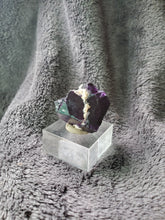 Charger l'image dans la galerie, Fluorite violette Parquet Pattern et Quartz de Namibie pierre de collection
