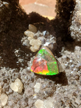 Charger l&#39;image dans la galerie, Cabochon Ammolite
