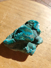 Charger l&#39;image dans la galerie, Chrysocolle Malachite (Congo) pierre de collection
