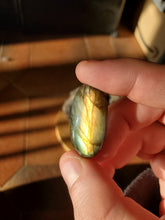 Charger l&#39;image dans la galerie, Cabochon Labradorite
