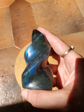 Charger l&#39;image dans la galerie, Labradorite flamme
