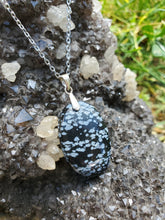 Charger l&#39;image dans la galerie, Collier Obsidienne neige
