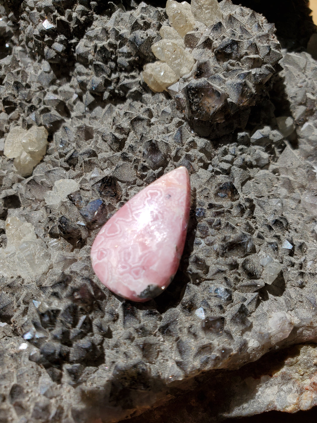 Cabochon Rhodochrosite