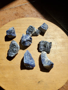 Sodalite pierres brutes